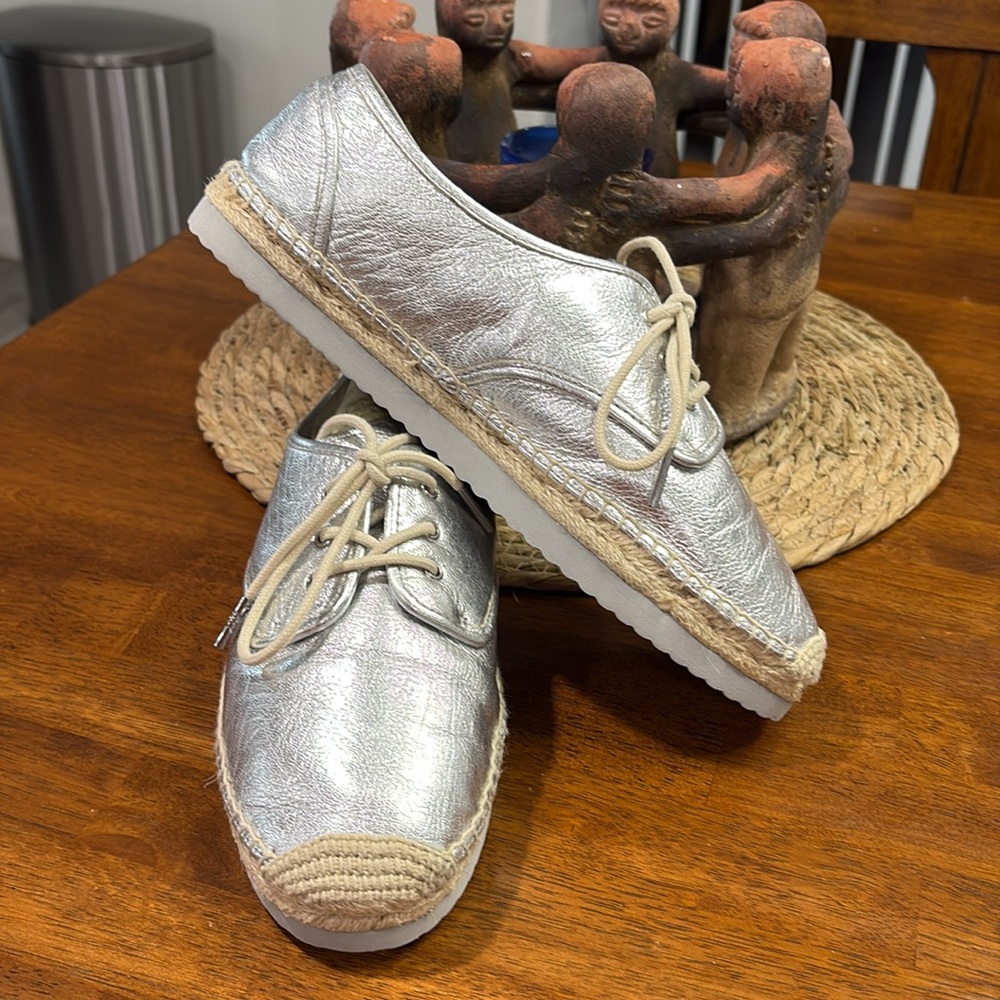 Michael Kors Silver Espadrille Interior - Picture 3 of 9